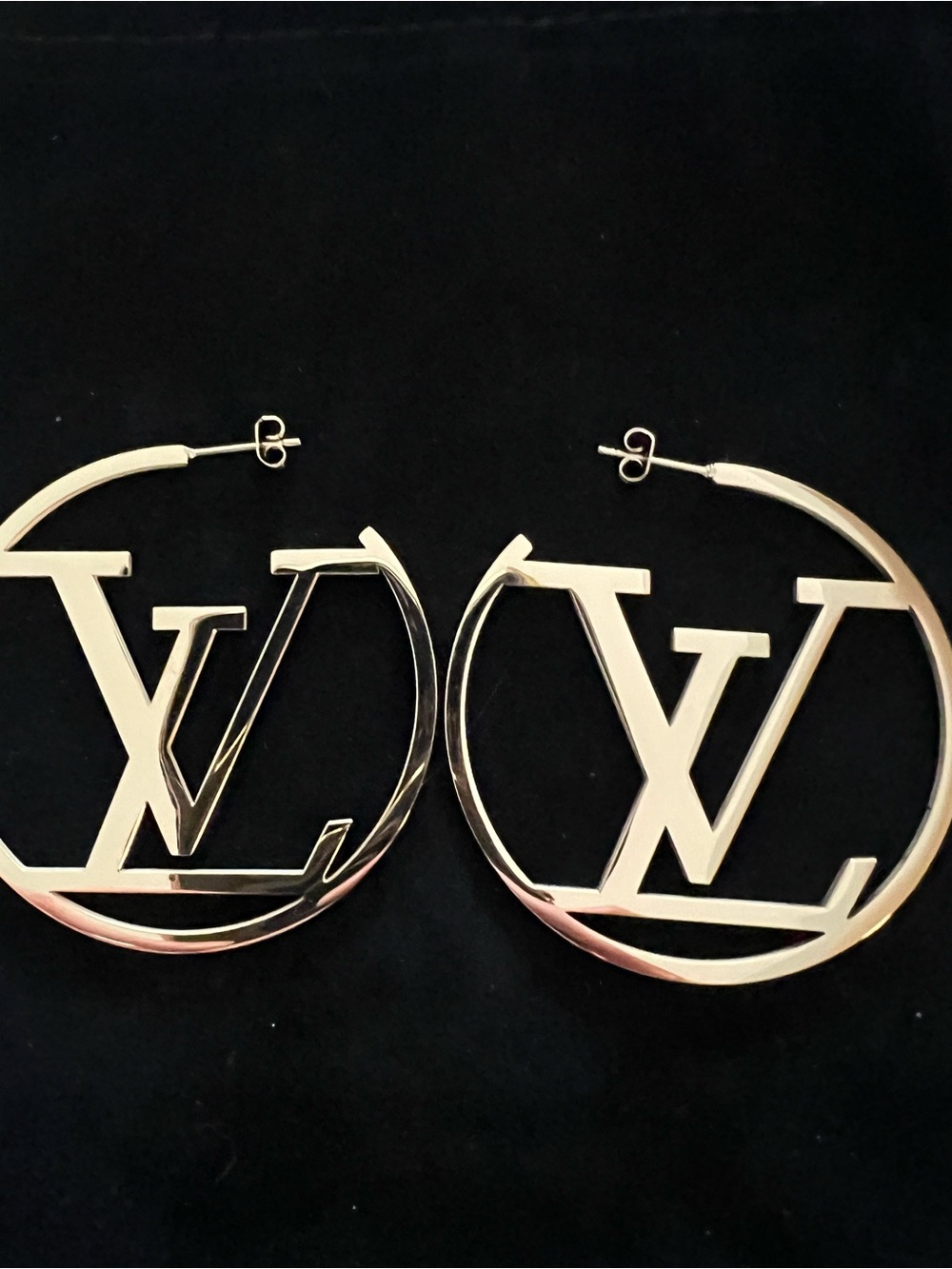 Gold-Tone LV Logo Hoop Earrings - Designer Inspired - Picture 3 of 11